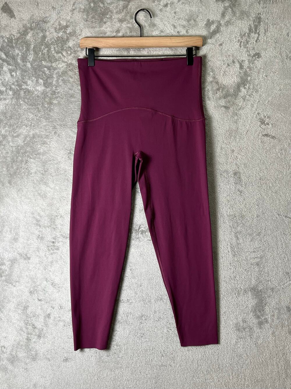 Spanx Booty Boost Active Leggings Burgundy High Rise Sculpting Compression L